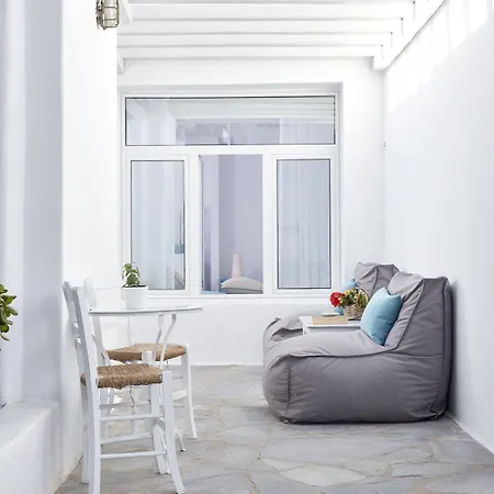 Апарт-отель Mykonos Town Suites 4*