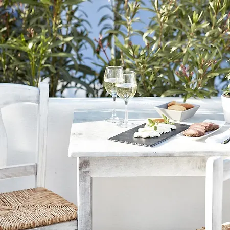 Apartahotel Mykonos Town Suites 2*