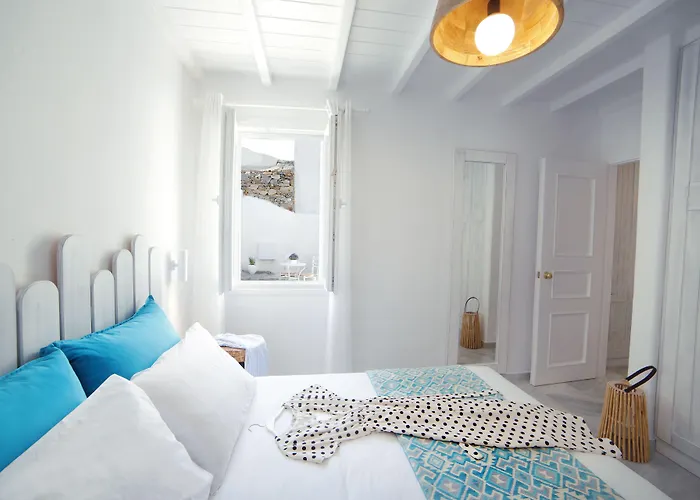 Mykonos Town Suites מלון דירות 4*
