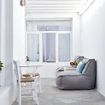 Ξενοδοχείο με διαμερίσματα Mykonos Town Suites 4*